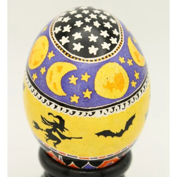 Halloween Batik Art Egg: Witches, Bats, Moon & Stars - Picture 10 of 10